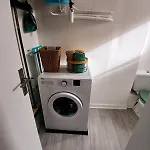 Le Nid De L'aiguillon